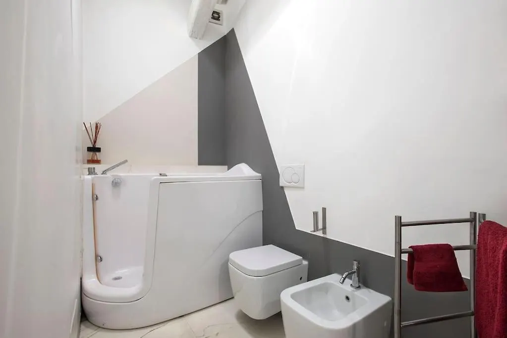 Imperial Forums Apartment In Campitelli Rome